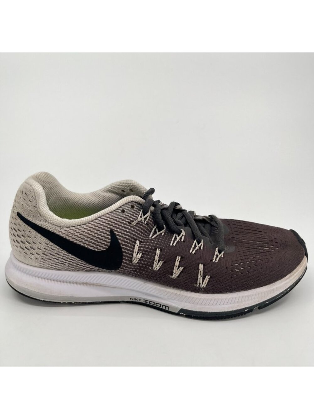 Nike Air Zoom Pegasus 33 Womens Size 7.5 Dark Gray White Athletic Shoes Sneakers